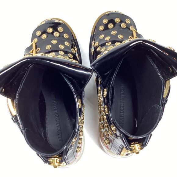 Alexander McQueen Runway Black Leather Ankle Boots with Floral Block Heels - Picture 16 of 17